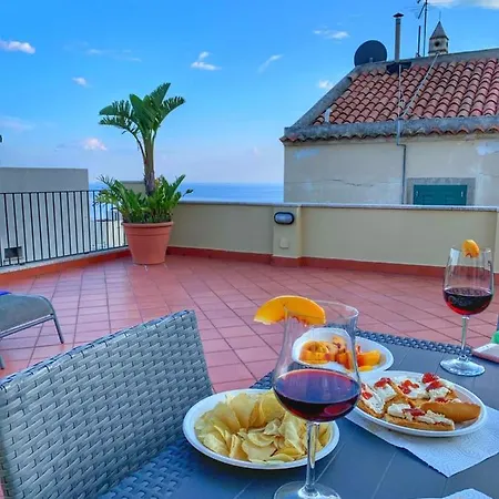 Casa Naumachie Taormina